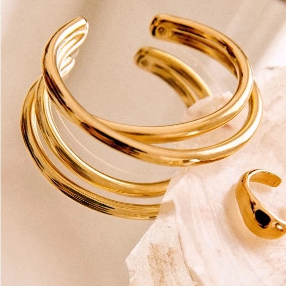 Sezane Jewelry - Sezane Chiara Wrist Cuff Bracelet